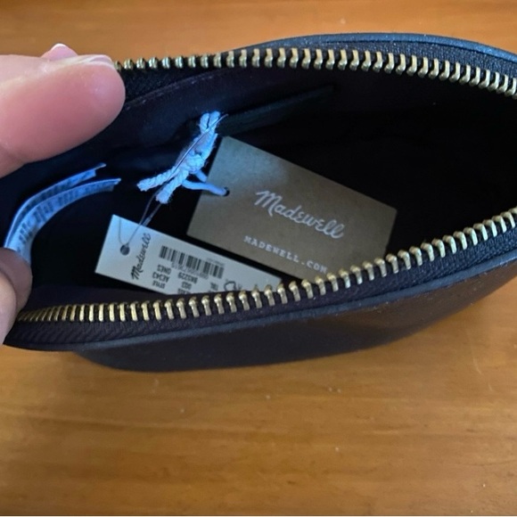Madewell Zippered Makeup Pouch - Picture 5 of 6